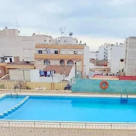 Lägenhet With Pool And Air Conditioning Torrevieja
